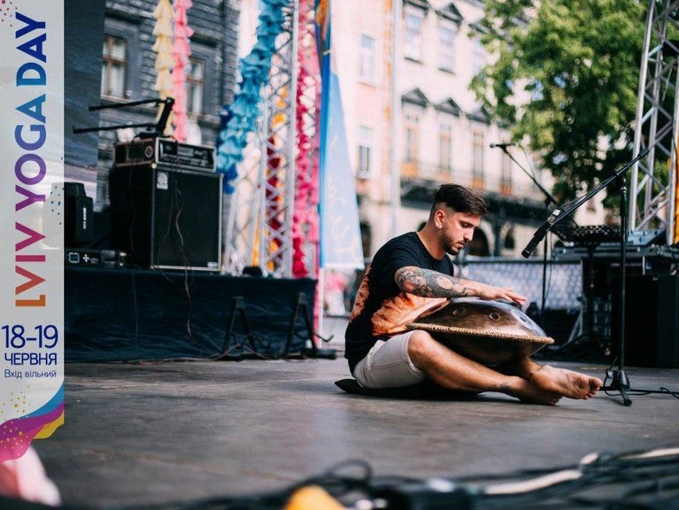 HandPan артист  5